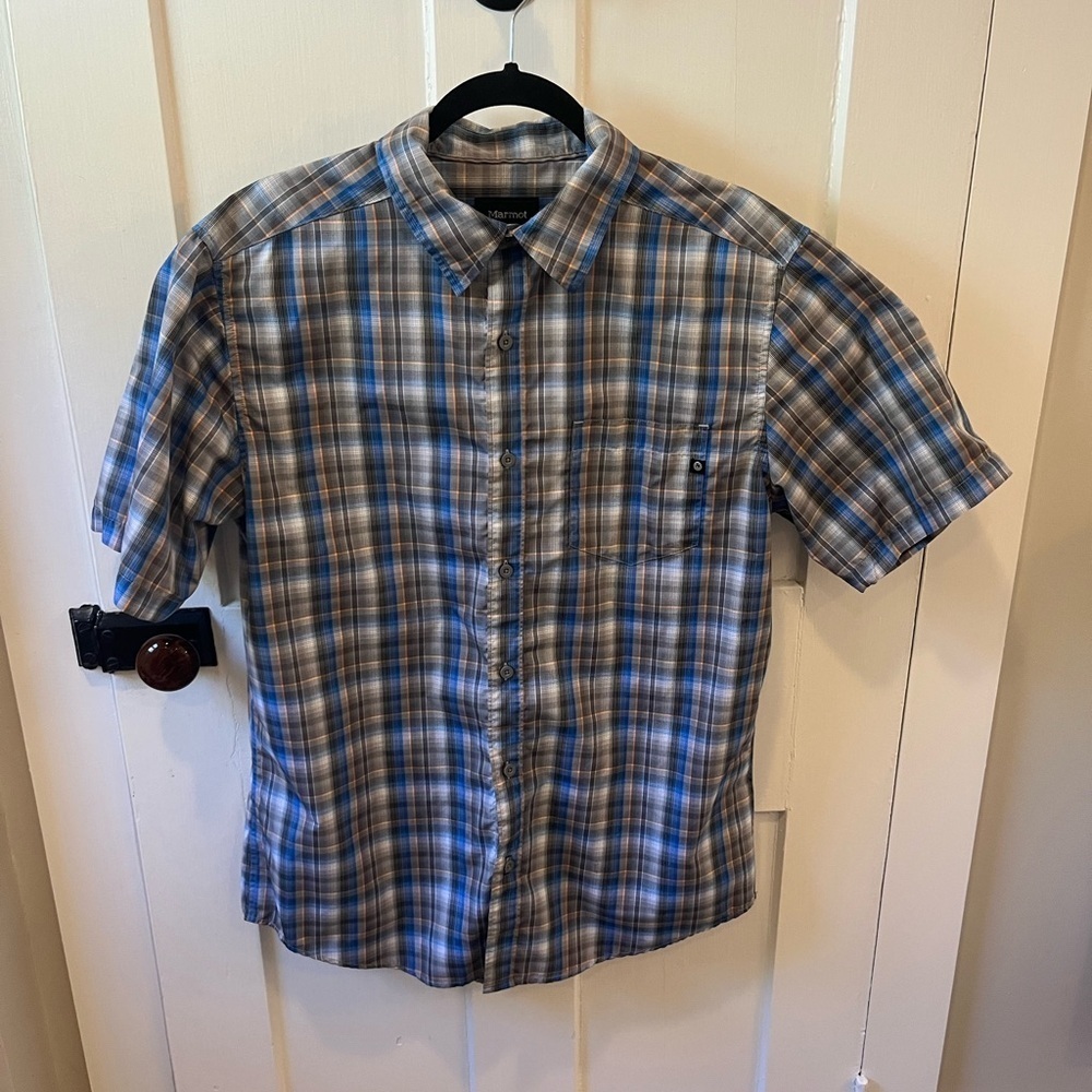 Men’s Marmot Collared Button Down Short Sleeve Shirt Size Medium